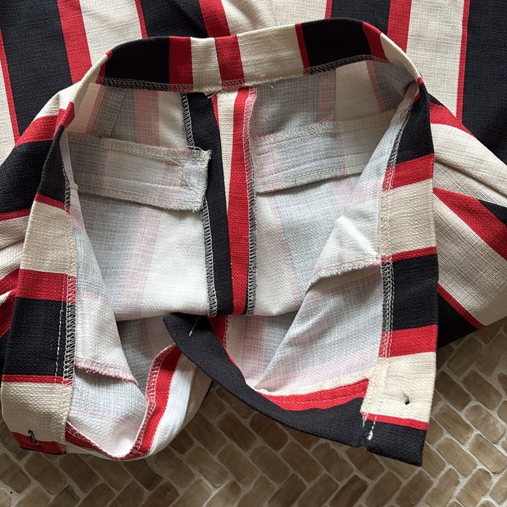 Striped Wide-Leg Pants (culottes) in Red, Black, and White, Sz M/L, Italy - Picture 9 of 12
